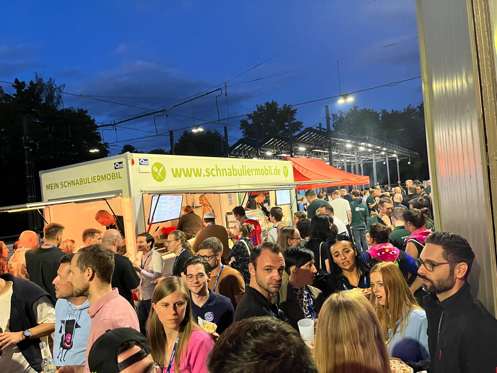 Schnabuliermobil auf einem Event