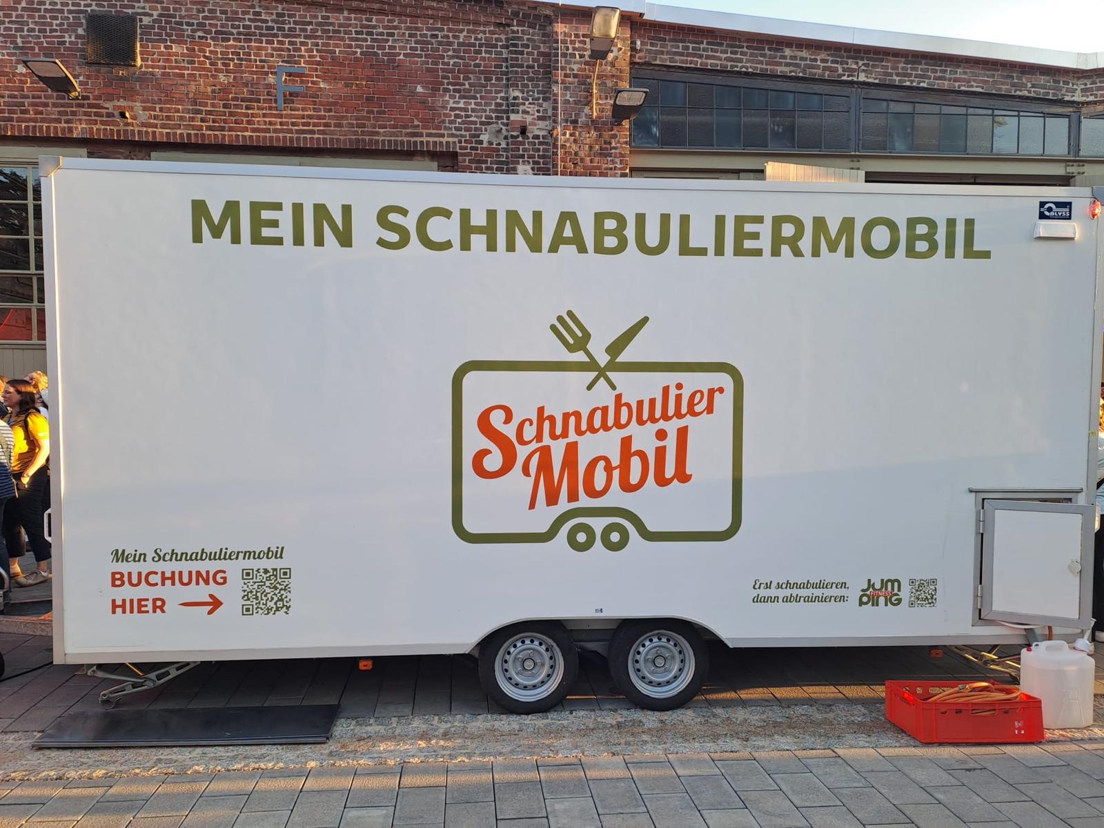 Das Schnabuliermobil von der Seite
